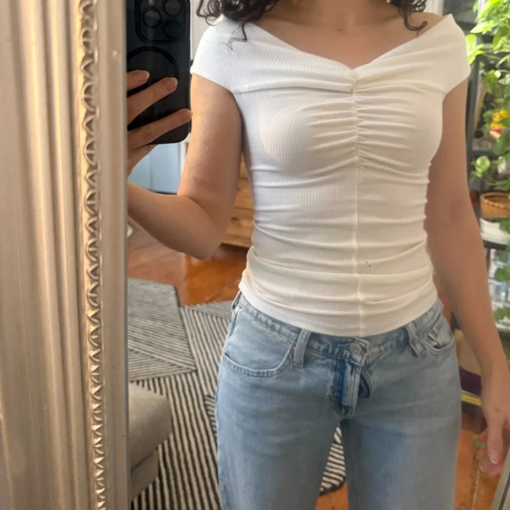 Reformation Ribbed Top - Picture 4 of 10